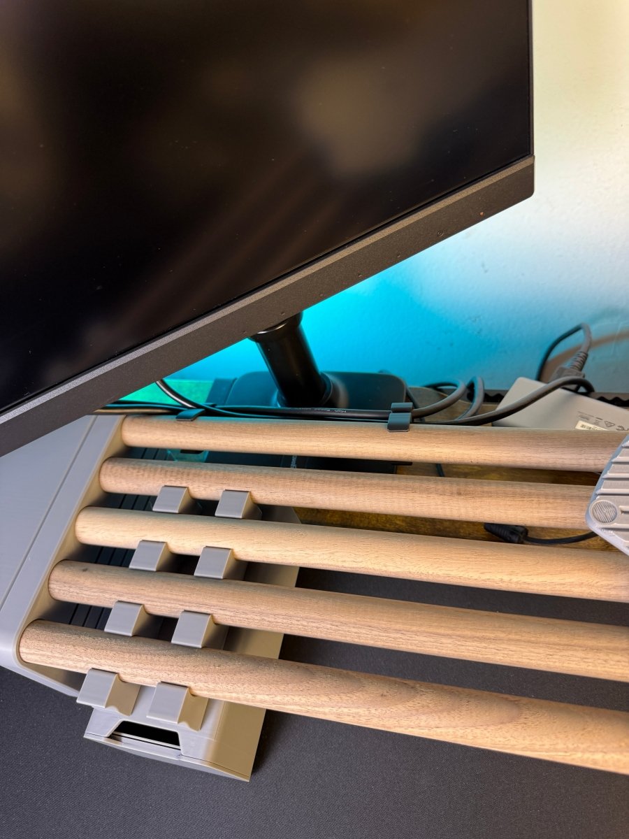 DeskShelf System Compact (5 - Dowel, 4″ Legs) Poliform Labs Standard (36″)