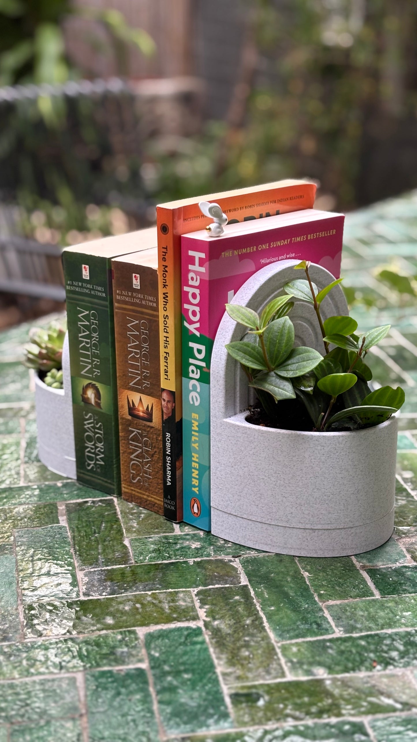 Planter Bookend – Minimalist Modern Design