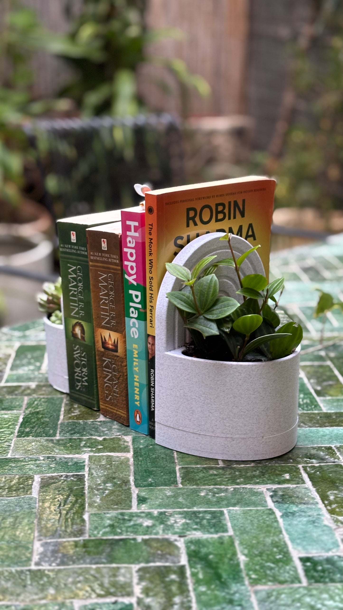Planter Bookend – Minimalist Modern Design